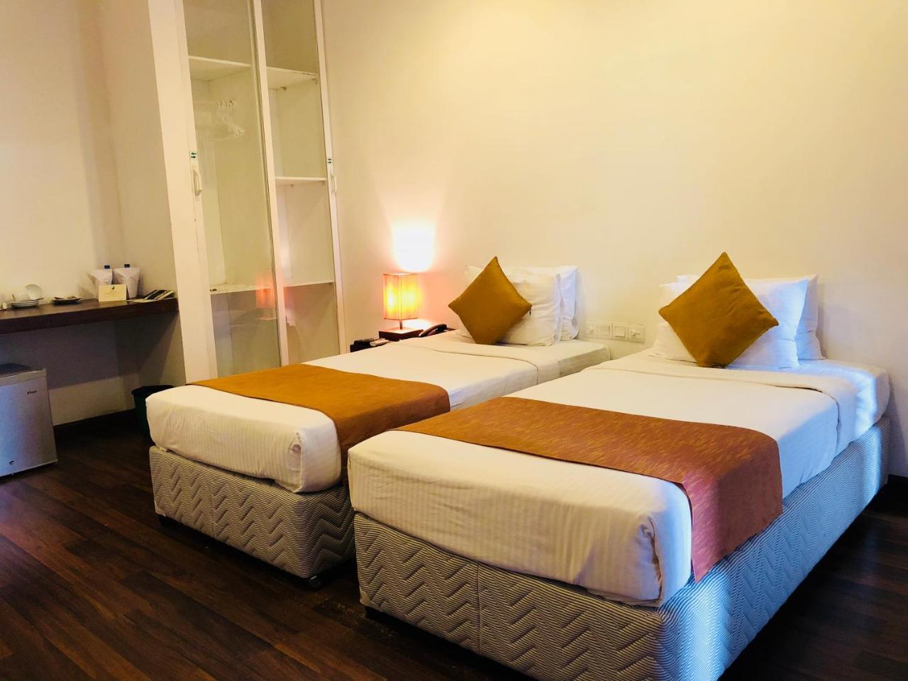 Emerald Hill Hotel Kandy Zewnętrze zdjęcie