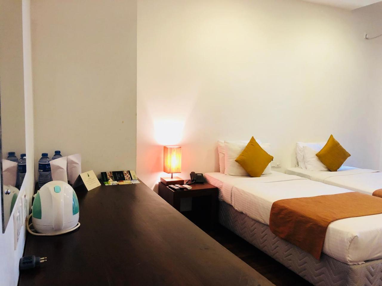Emerald Hill Hotel Kandy Zewnętrze zdjęcie